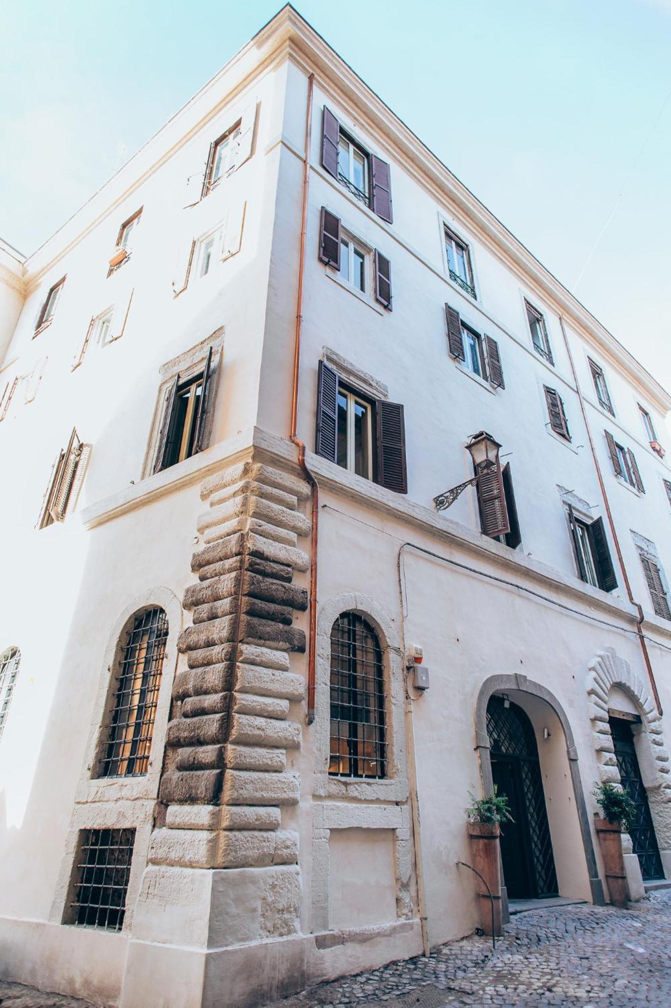Restart Accommodations Borghese Rom Exteriör bild